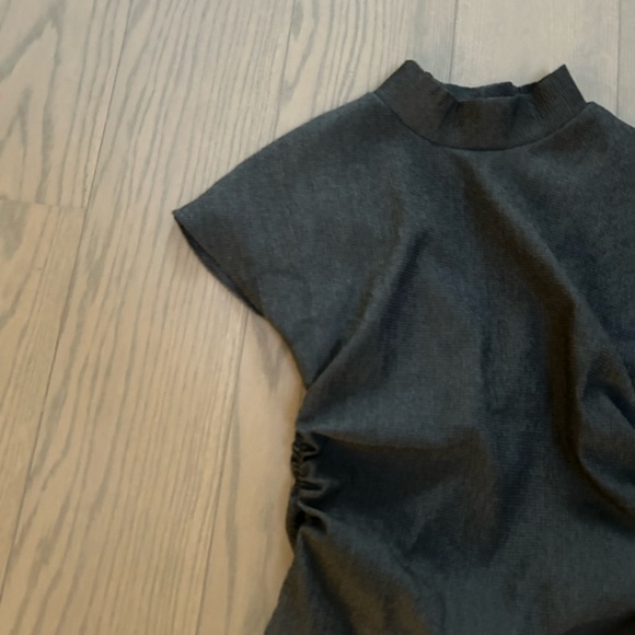 Going out top - Picture 5 of 6